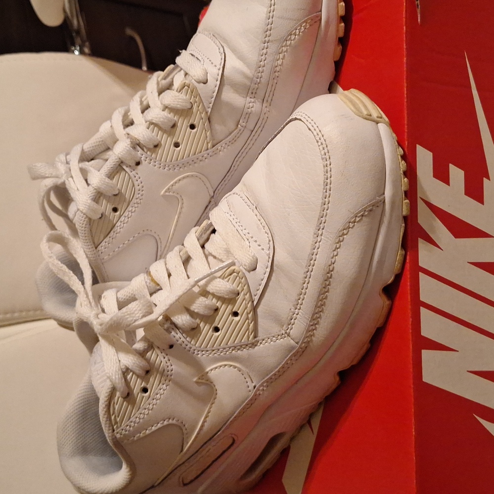 Youth Air Nike Sneaker